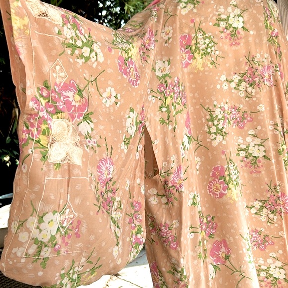 EUC Vintage Spell Sundancer Short Kimono in Blush one size - Picture 6 of 10
